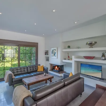 Aldea Blanca Luxury Townhouse *
